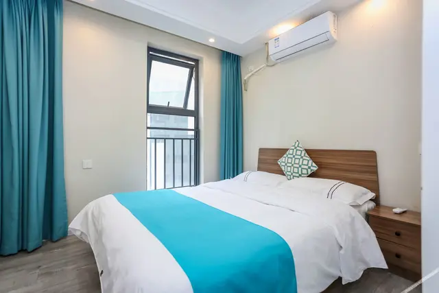 Business Suite - 2-Bedroom