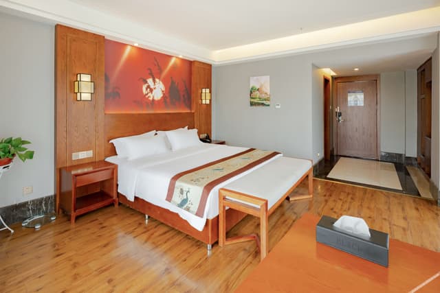 Chinese-style Queen Room