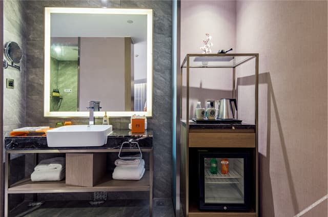 Modern Room (2 beds)