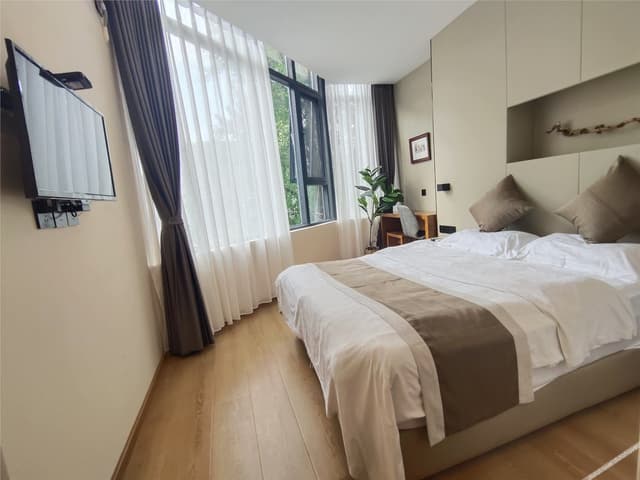 Cozy Double Room