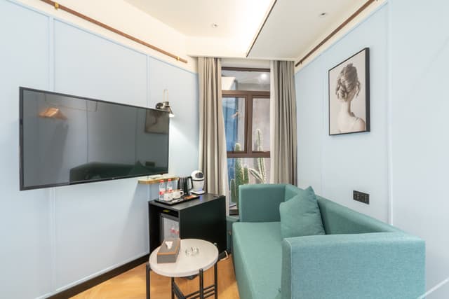 Modern King Room