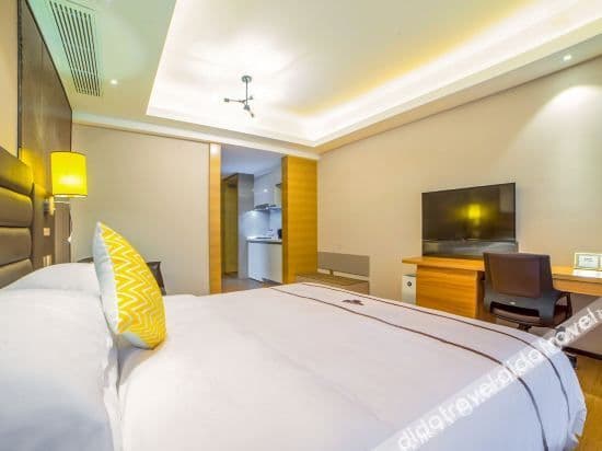 Premier Room (Double bed)