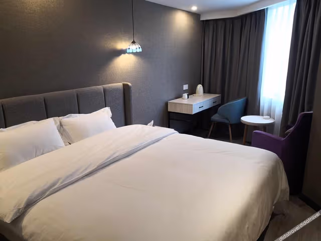 Classic Double Room