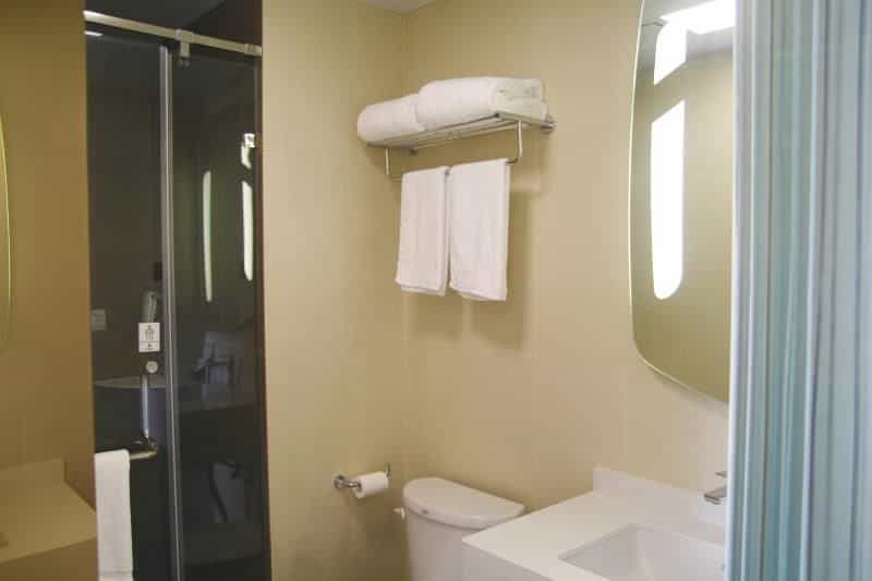 Holiday Inn America Holiday Inn America