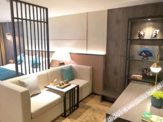 Deluxe Room (Double bed)