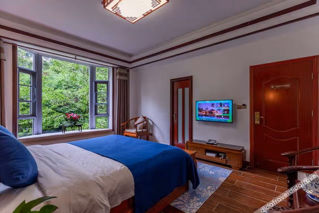 Mountain-view Double Room