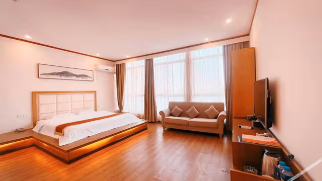 Business Featured Single Room