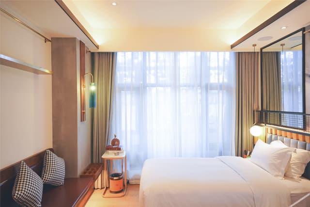 Modern Room (2 beds)