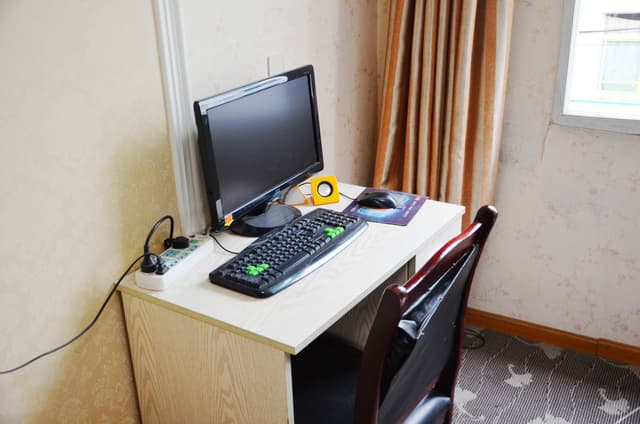Deluxe 2-bed Room