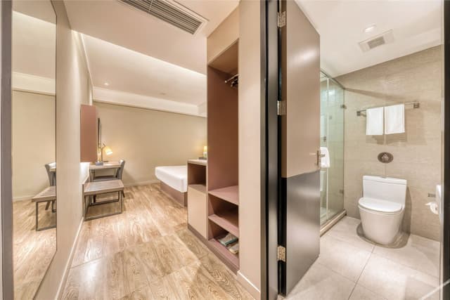Double Room