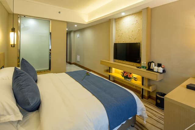 Sleep Well Double Bed Room