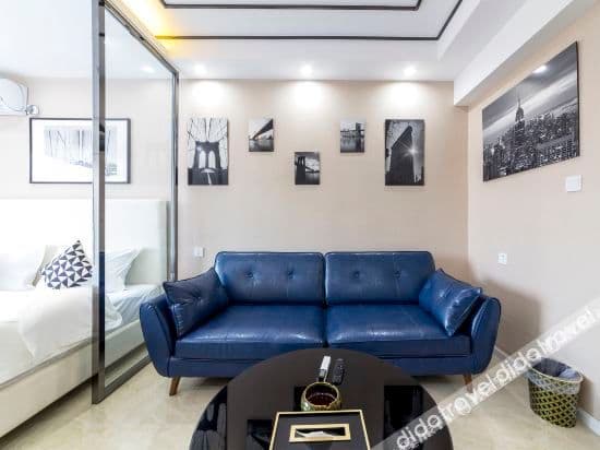 Boutique Queen Room