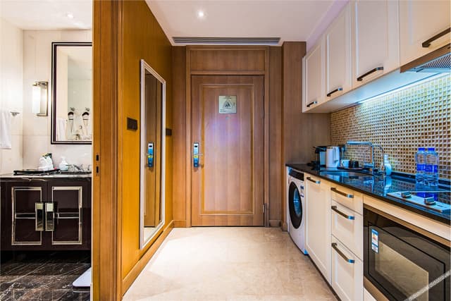 Deluxe View Room