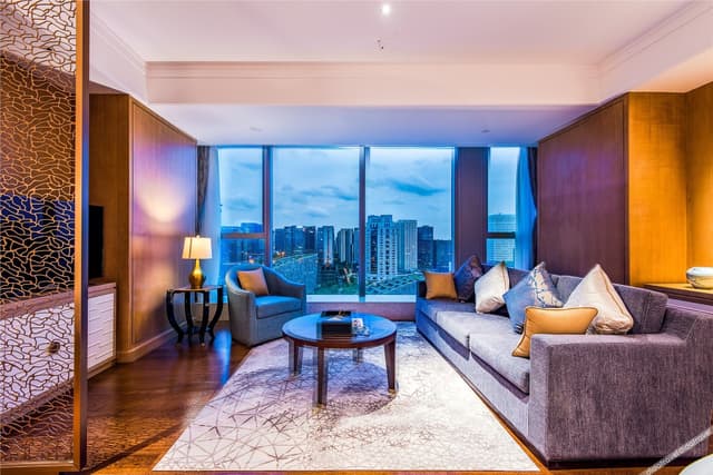 Deluxe View Room