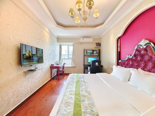 Premier Room - Single Occupancy (12400F)