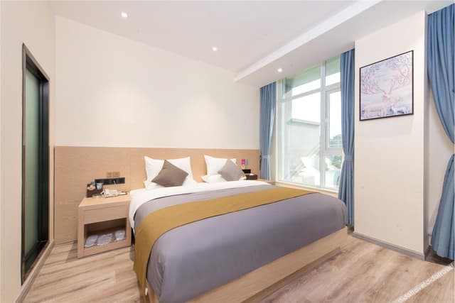 Garden-view Suite