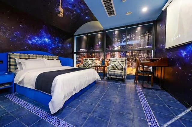 Featured Themed Room (Double bed)