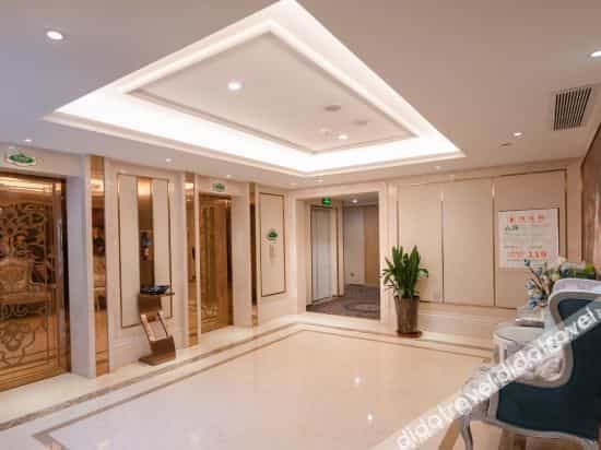 Vienna International Hotel (Chengdu Exhibition Center Zhonghe Metro Station) Vienna International Hotel (Chengdu Exhibition Center Zhonghe Metro Station)