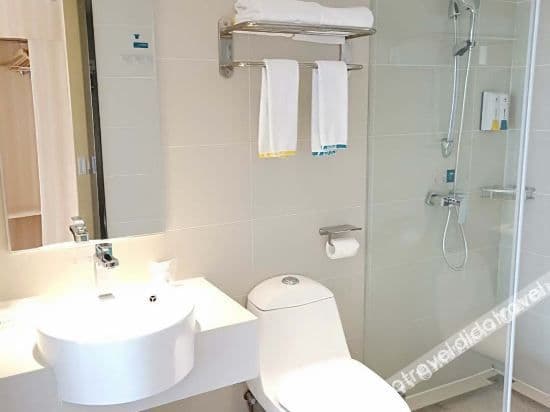 Selected Room (2 beds)