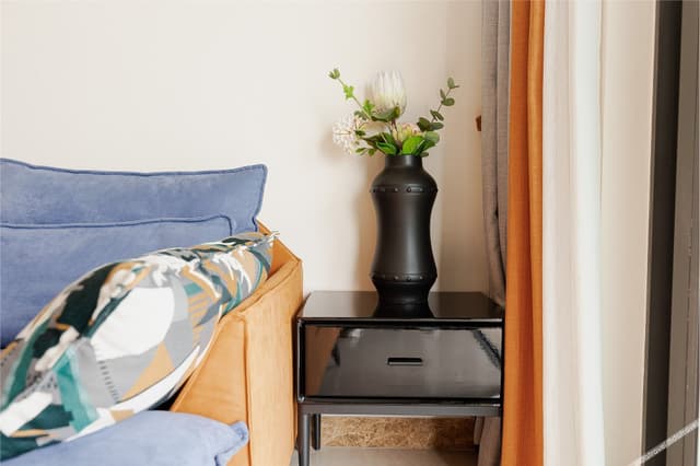 Finely Decorated Nordic Artistic Three-Bedroom Apartment