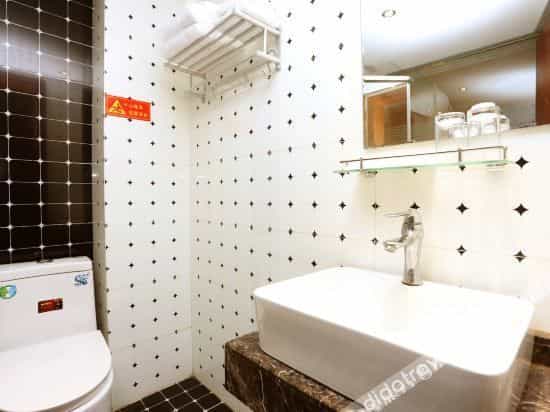 Rongxin Business Hotel (Chengdu West China Hospital Wuhou Shrine) Rongxin Business Hotel (Chengdu West China Hospital Wuhou Shrine)