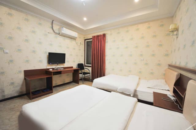 Business Standard Room