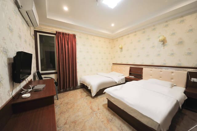 Business Standard Room