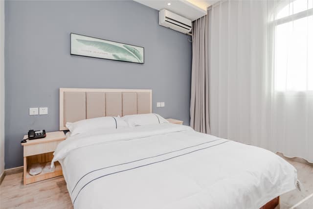 Cozy Double Room