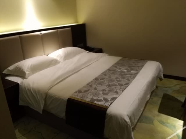 Standard Room (Double Bed) (No Window)