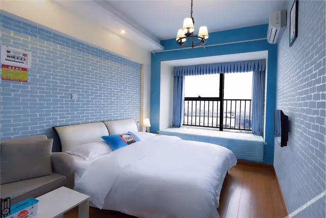 Mediterranean-style Queen Room