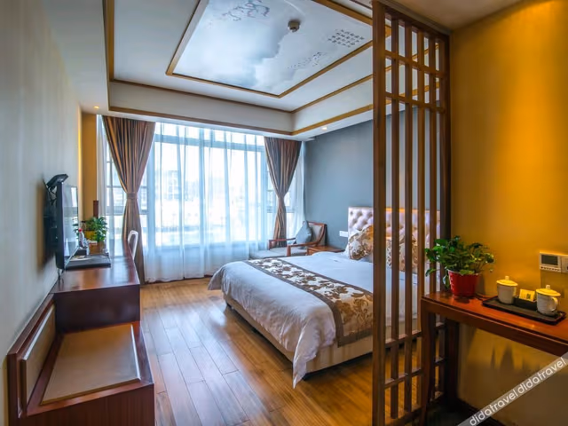 Deluxe Single Room