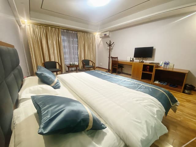 Deluxe Single Room
