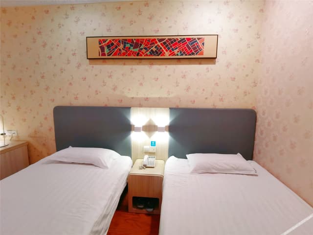 Standard Room (2 Beds)
