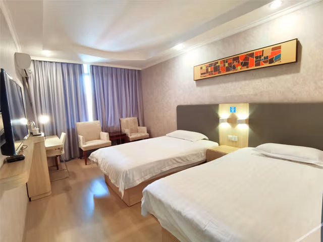 Standard Room (2 Beds)