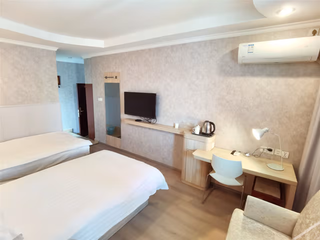 Standard Room (2 Beds)