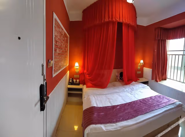 Business Double Bed Room 804