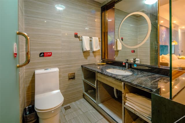 City-view Queen Room