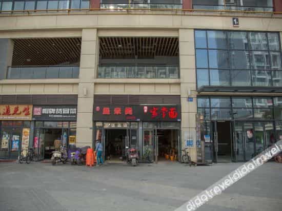 Chengman Apartment (Shuangliu Hanguk Town) Chengman Apartment (Shuangliu Hanguk Town)