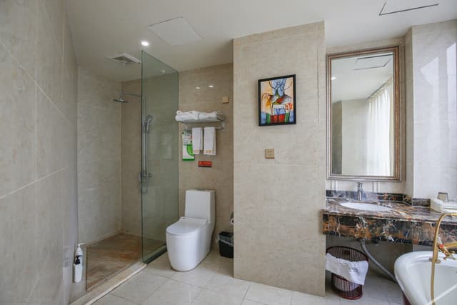 Deluxe Queen Room