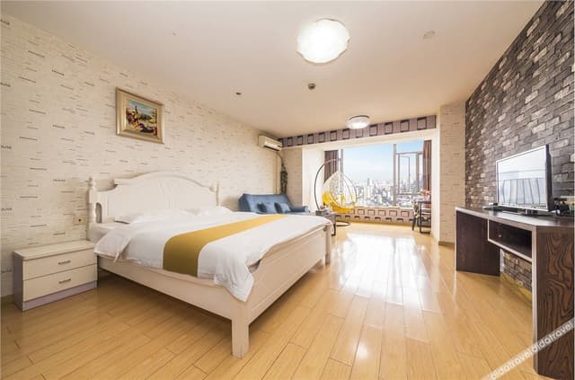 Breeze Poetic Double Bed Room