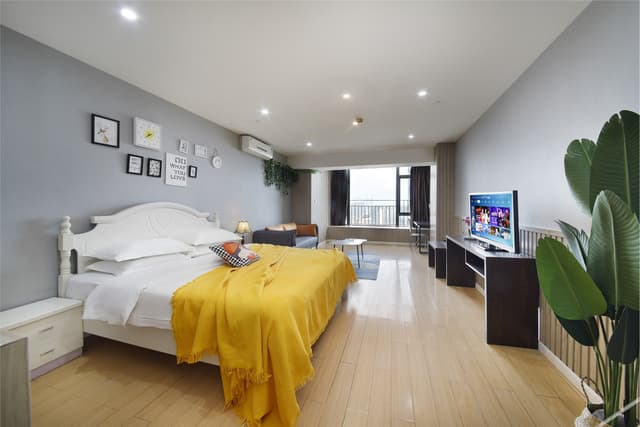 Breeze Poetic Double Bed Room