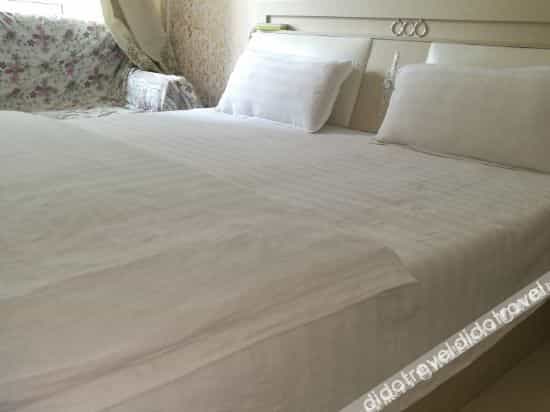Pixian Tiantian Apartment Pixian Tiantian Apartment
