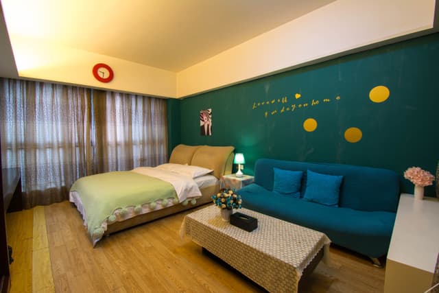 Cozy Queen Room