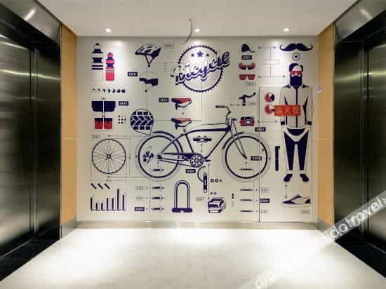 Super 8 Hotel (Chengdu Wuliangye Culture and Sports Center Dafeng Metro Station) Super 8 Hotel (Chengdu Wuliangye Culture and Sports Center Dafeng Metro Station)