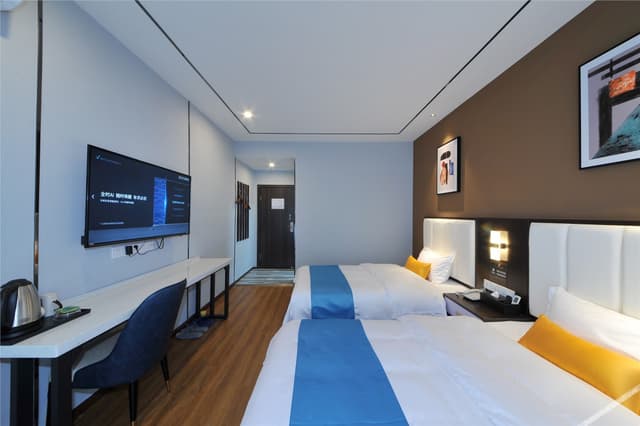 Business Standard Room