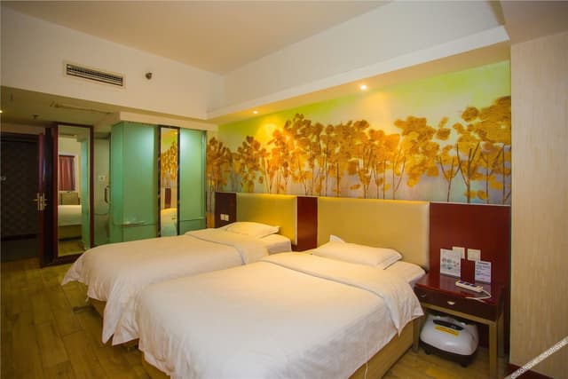 Deluxe Room (2 Beds)