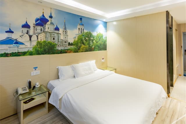 Yueya Double Bed Room