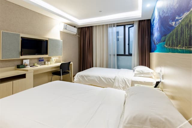 Guestroom (2 beds)