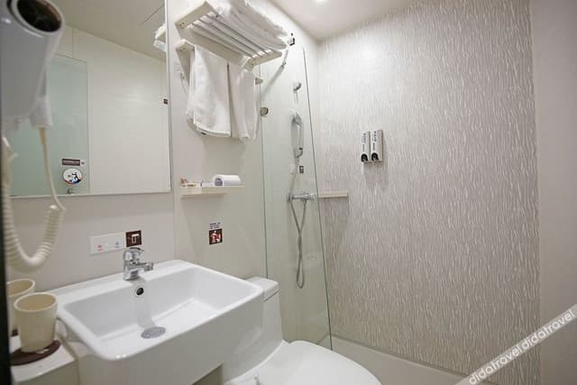 Yueya Double Bed Room