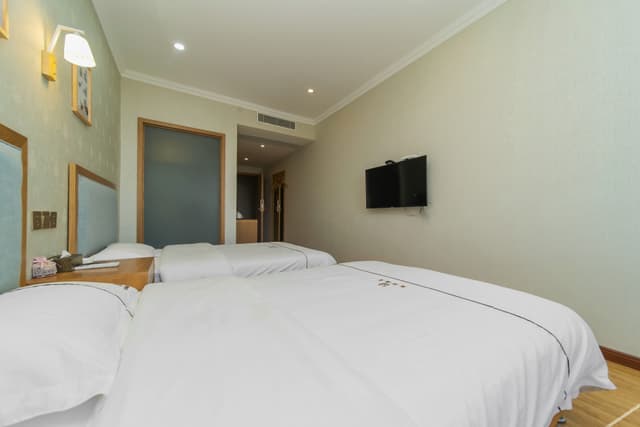 Business Standard Room